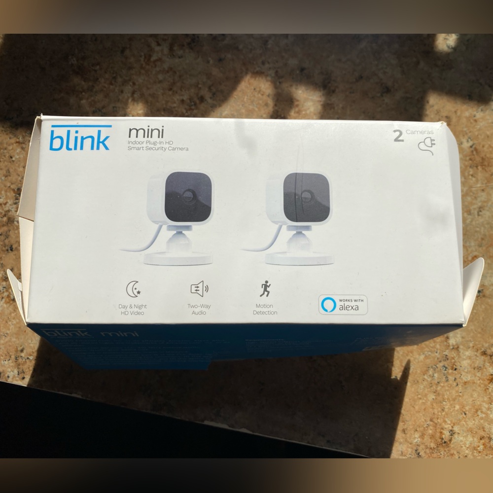 Blink Mini Cameras - Picture 1 of 2